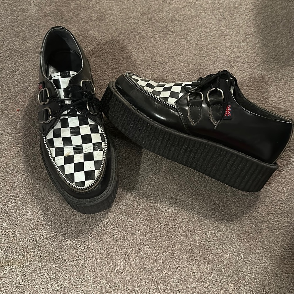 ORIGINAL TUK PLATFORM SHOES